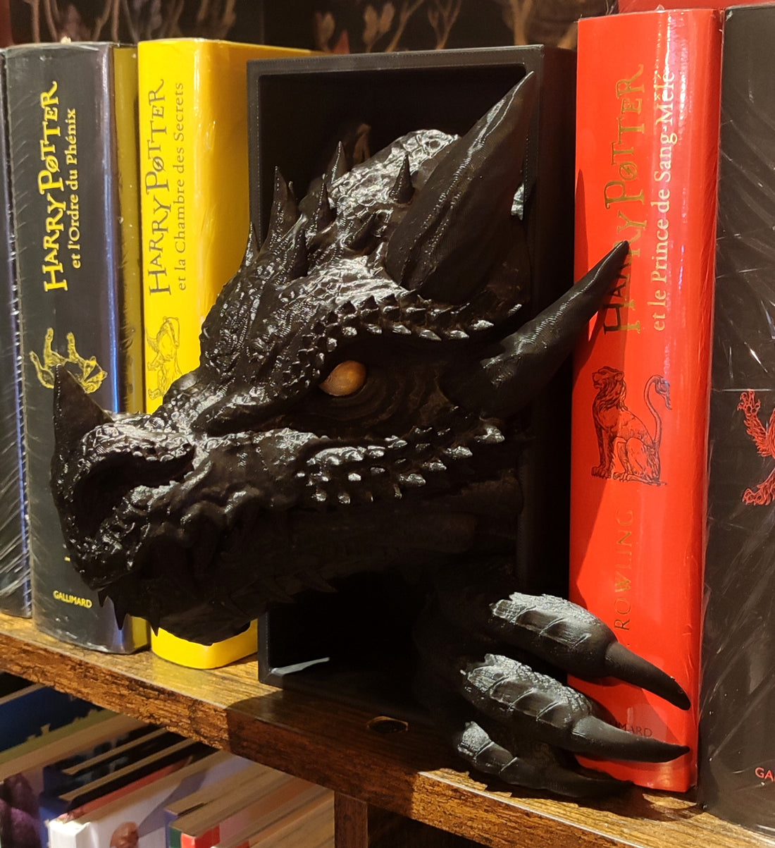 Book Nook Dragon Noir 20cm