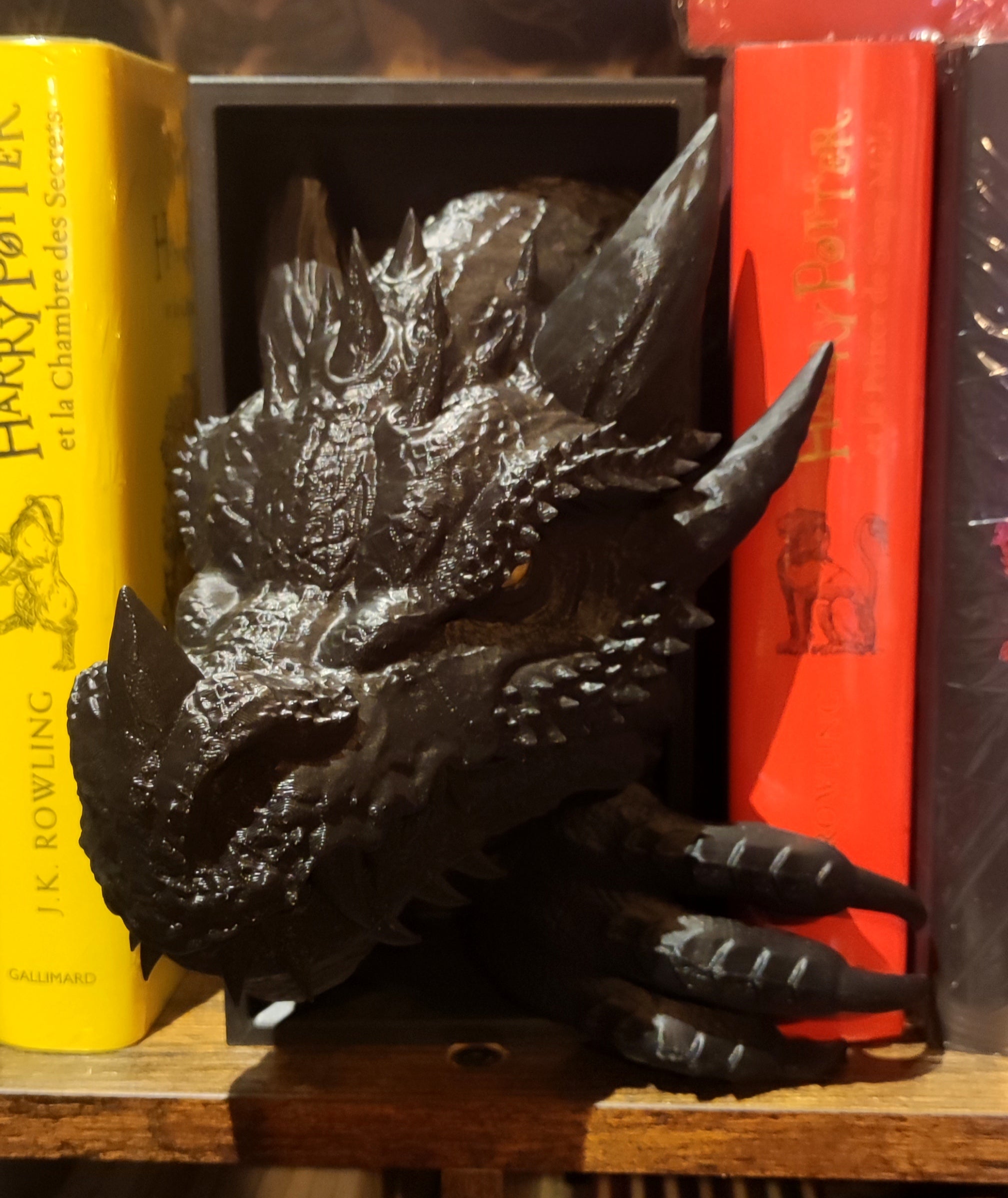 Booknook Dragon Noir 20cm