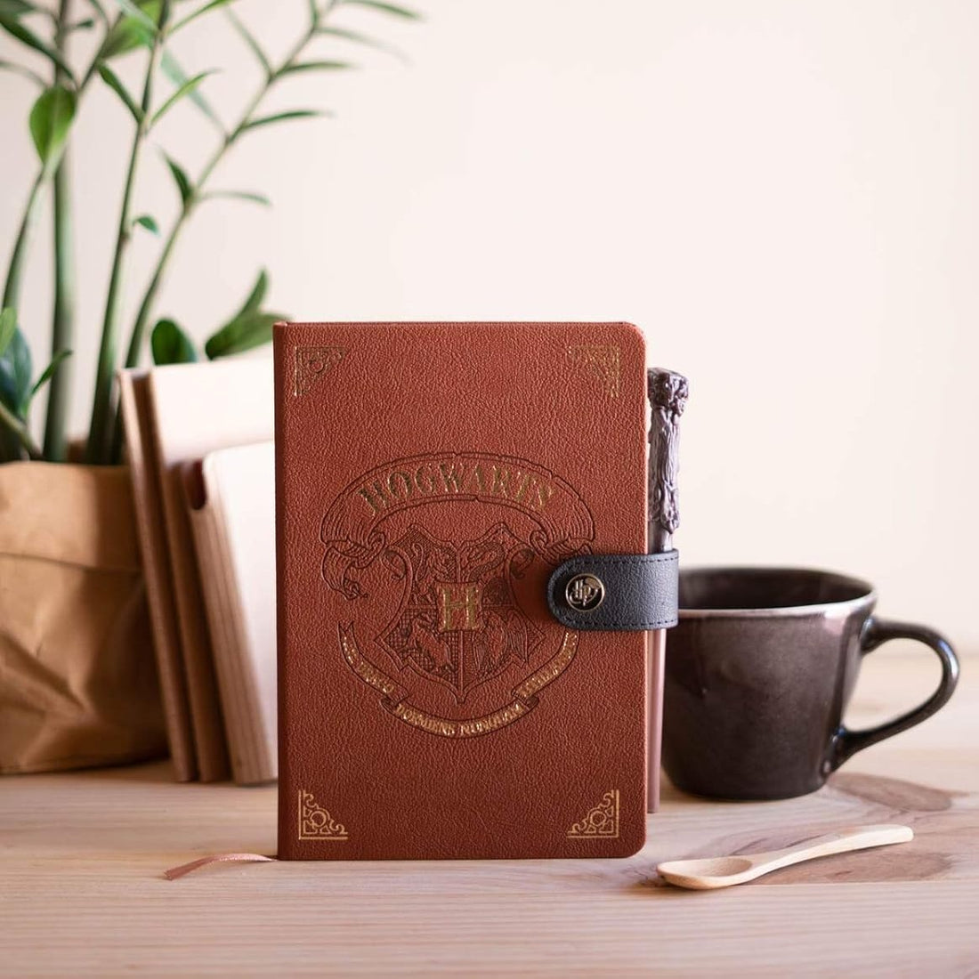 Carnet Poudlard A5 avec stylo baguette