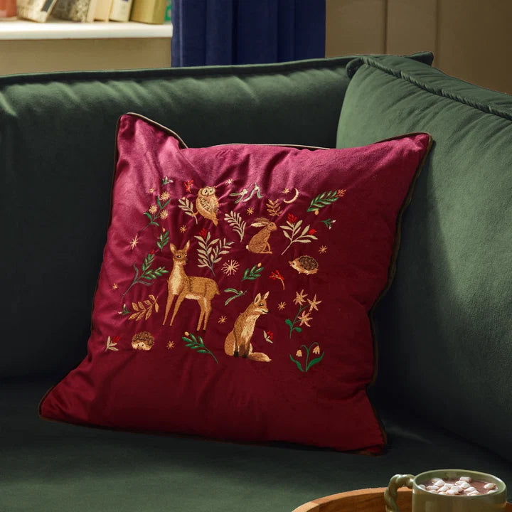 Coussin en velours bordeau - Animaux de la forêt