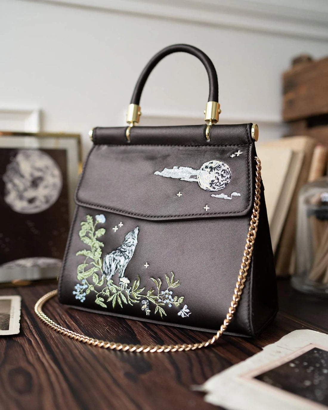 Sac en satin brodé Loup & Lune