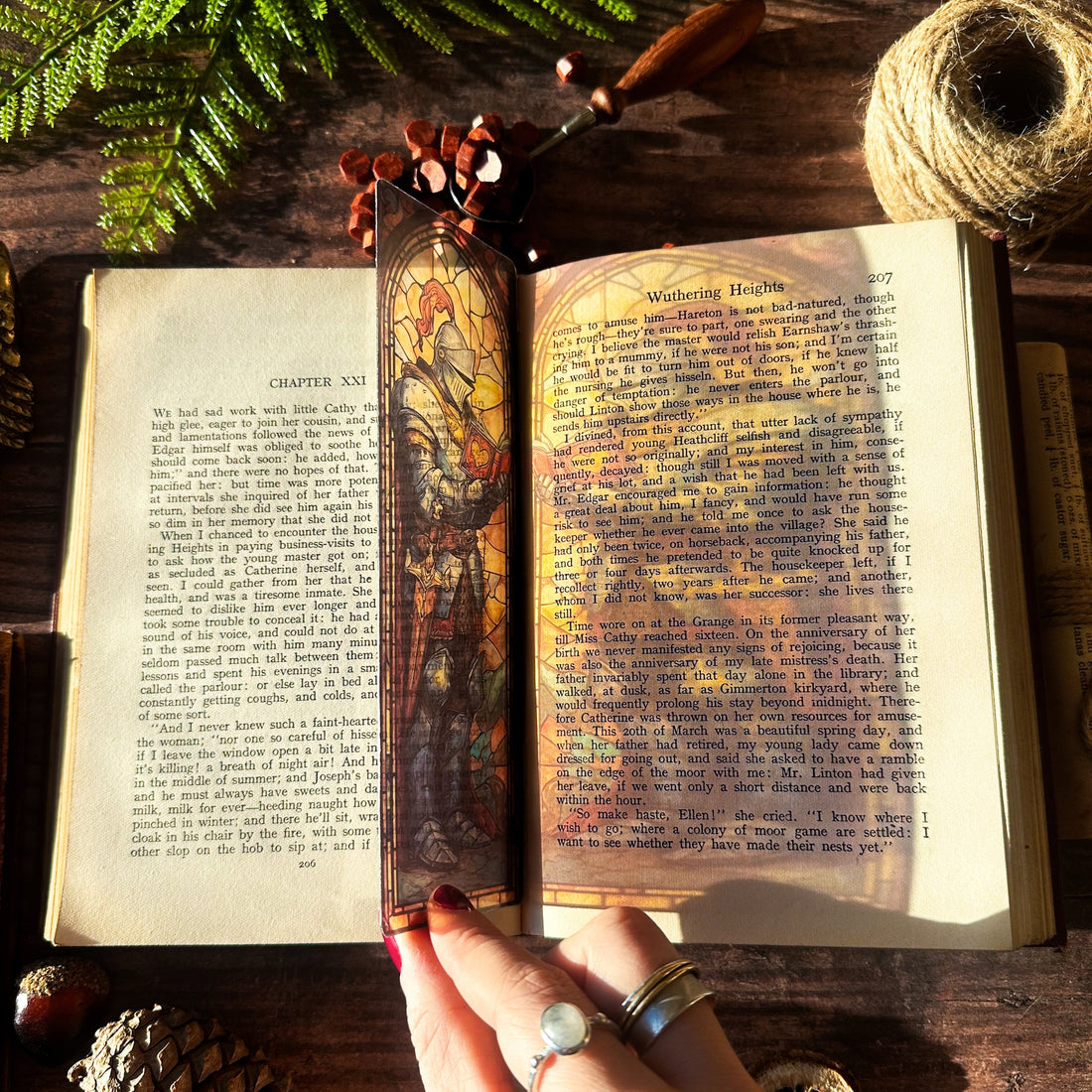 Marque-page Vitrail - Chevalier lecteur de romance