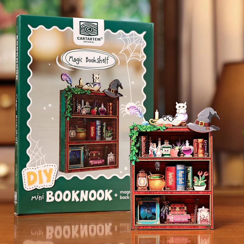 Mini Booknook Magnet - Bibliothèque Magique
