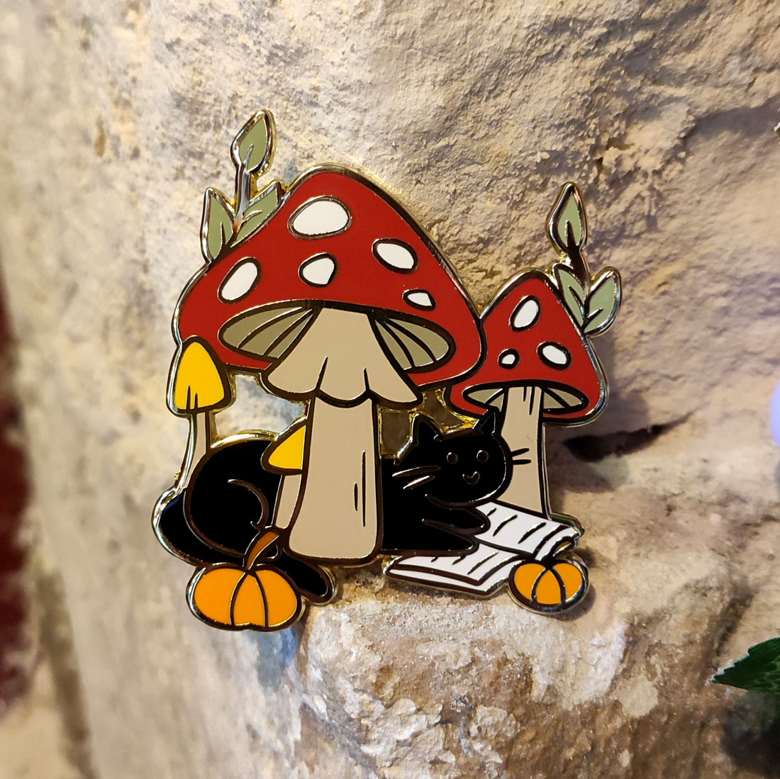 Pin's - Chat Noir et Champignons