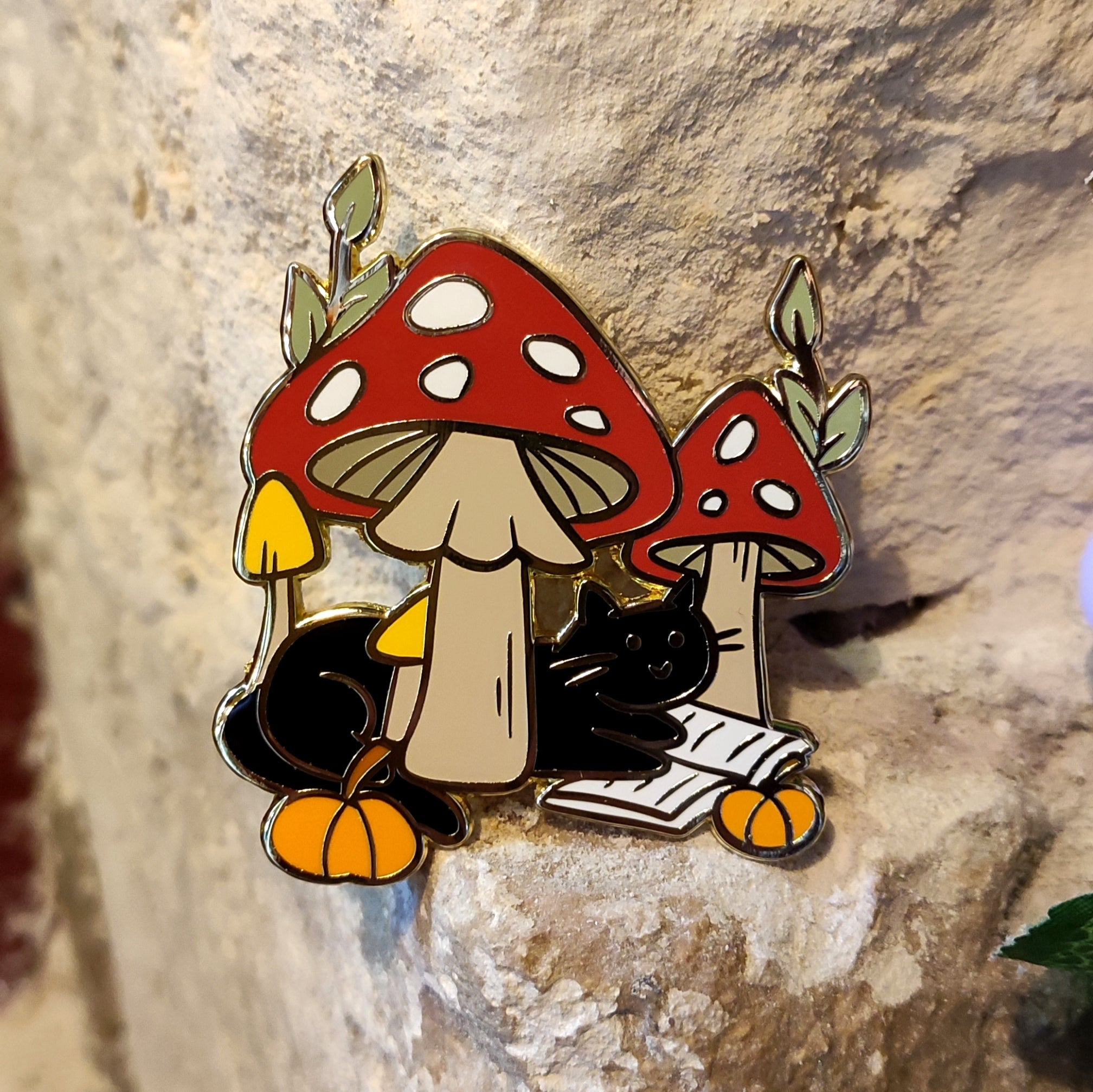 Pin's - Chat Noir et Champignons