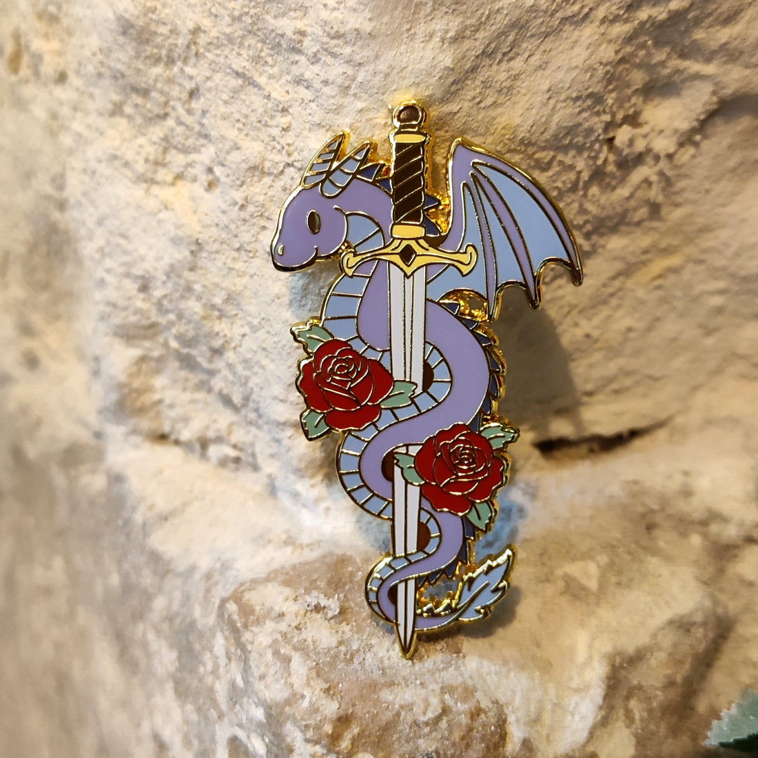 Pin's Dragon et Epée