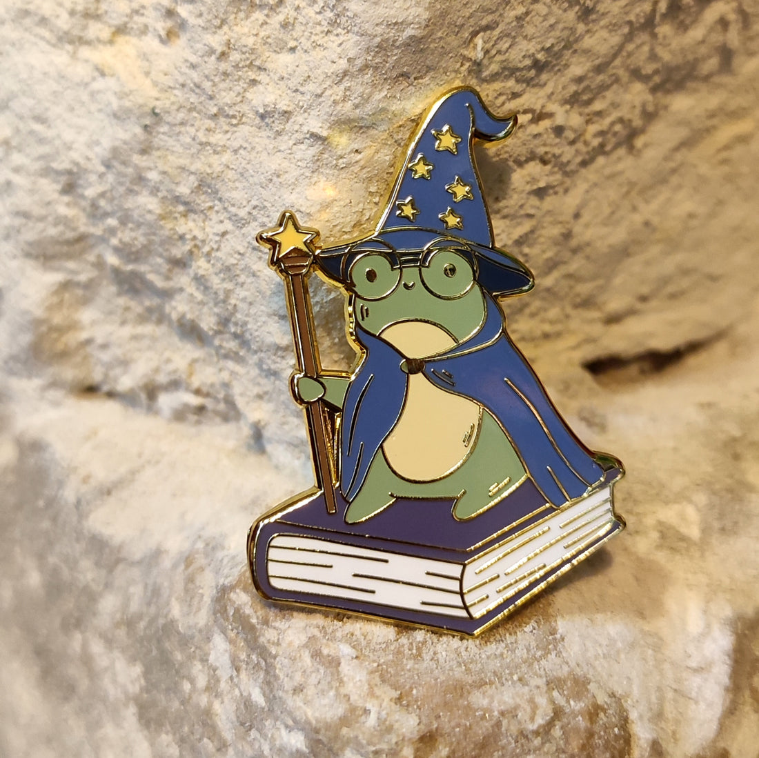 Pin's Grenouille sorcière