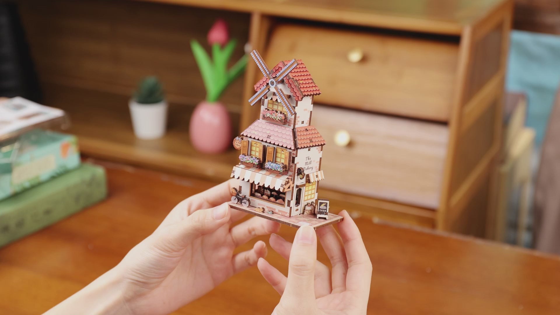 Mini Booknook Magnet - Boulangerie du moulin
