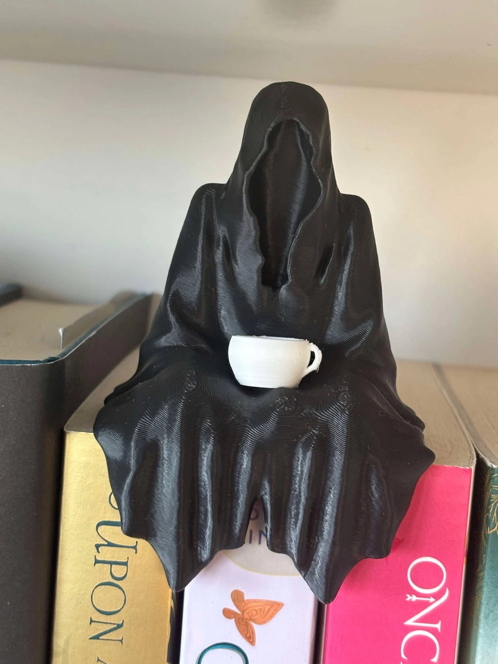 Décoration d'étagère - Détraqueur et sa tasse