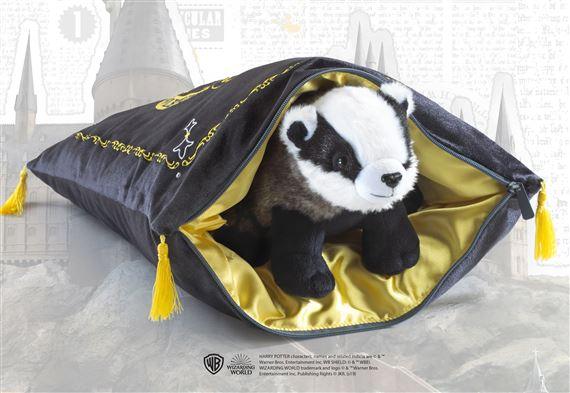 Peluche et coussin de la Maison de Poufsouffle - La Muchette